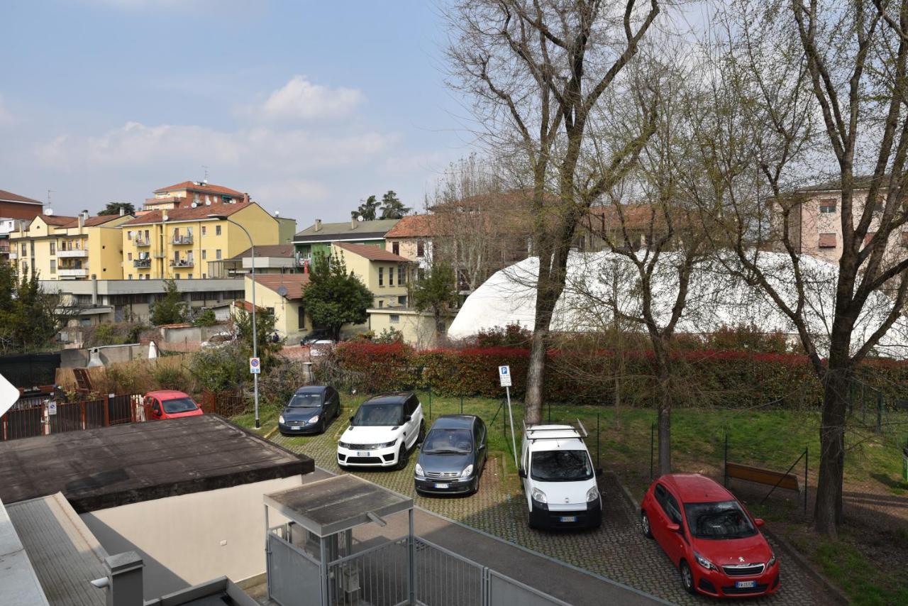 Rho Fiera Flat Appartement Pero Buitenkant foto